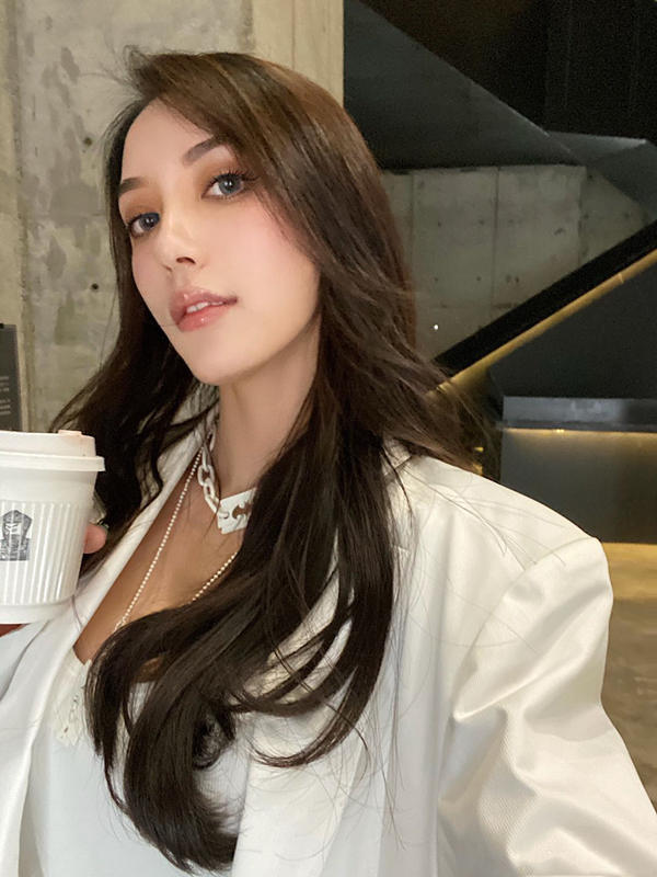 东京援交女模特